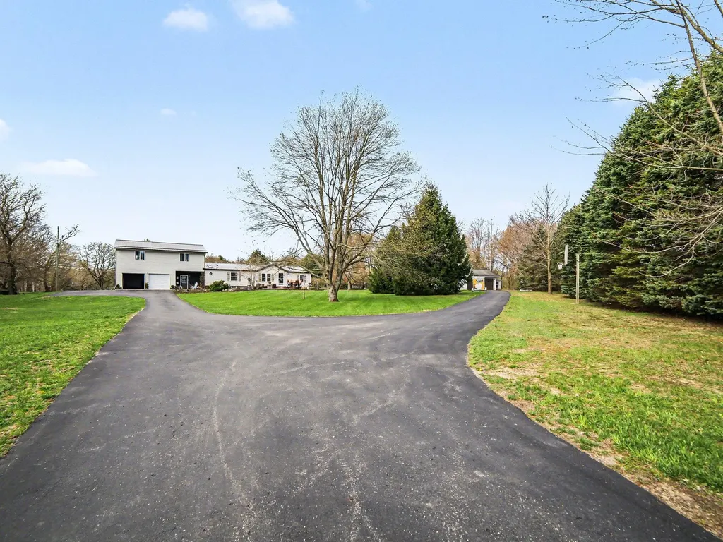 1799 E U.s. 10 Custer Township MI 49405