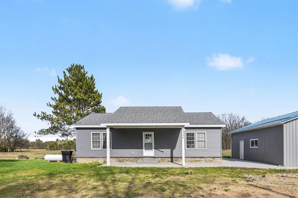 2346 W Madison Road Weare Township MI 49420