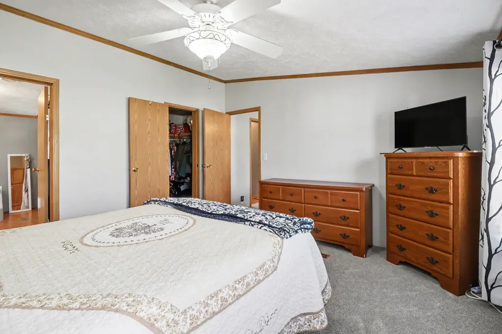 4664 S Eden Lake Road Eden Township MI 49405