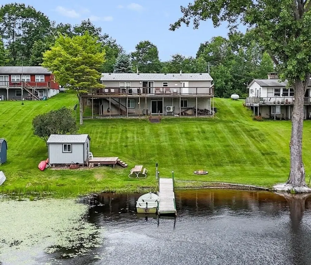 4664 S Eden Lake Road Eden Township MI 49405