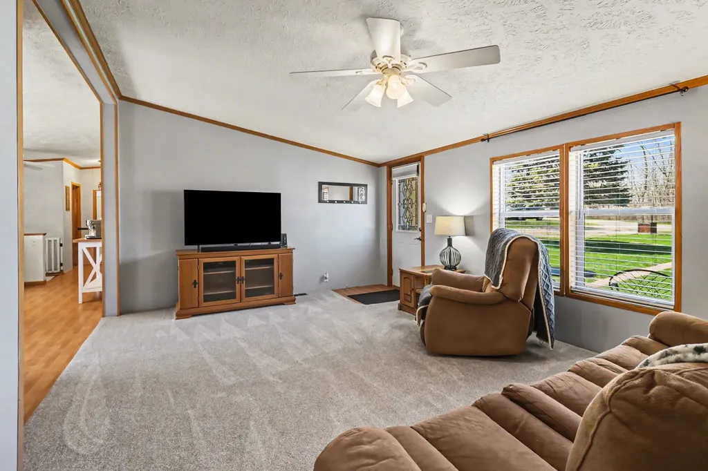 4664 S Eden Lake Road Eden Township MI 49405