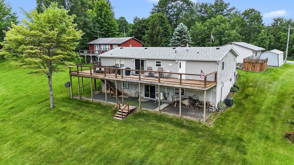 4664 S Eden Lake Road Eden Township MI 49405