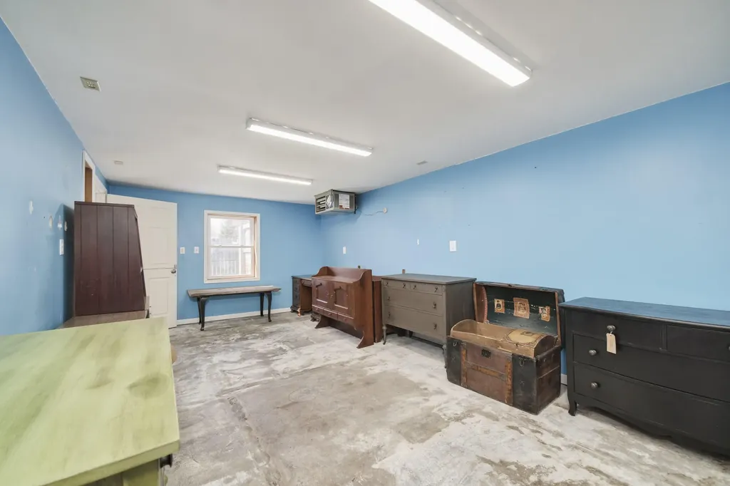 4990 Main Street Onekama Village MI 49675