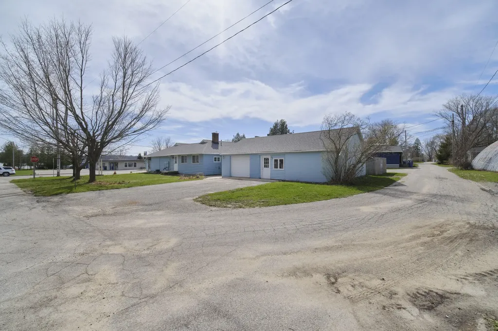 4990 Main Street Onekama Village MI 49675