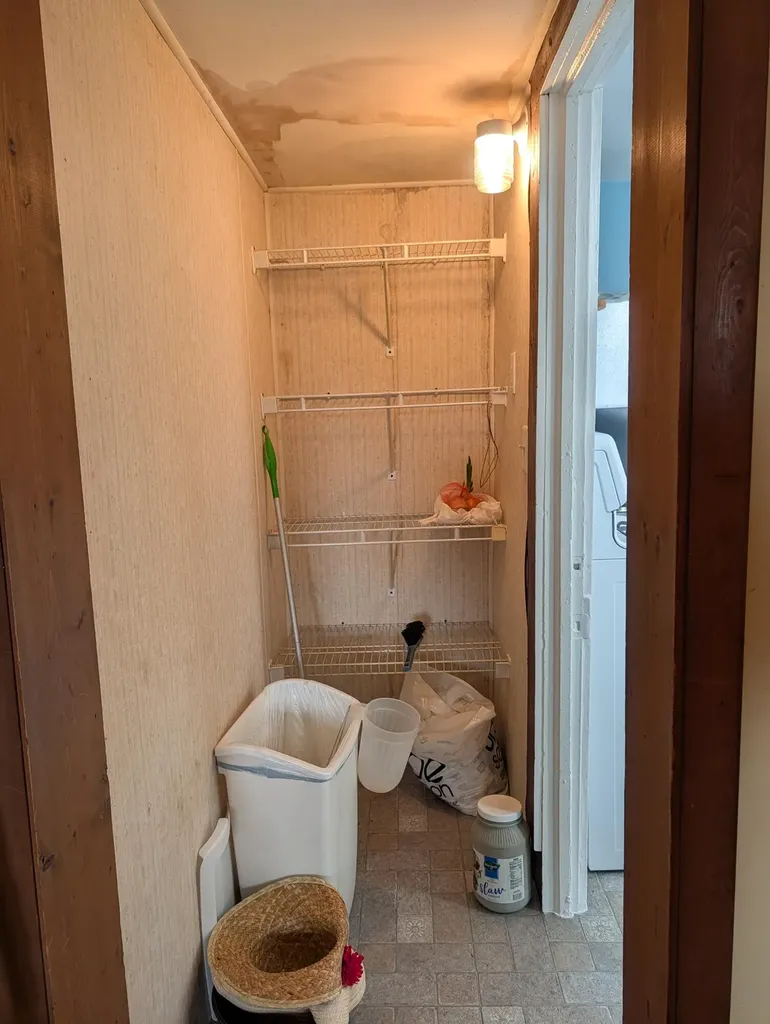 208 S Washington Avenue Ludington City MI 49431