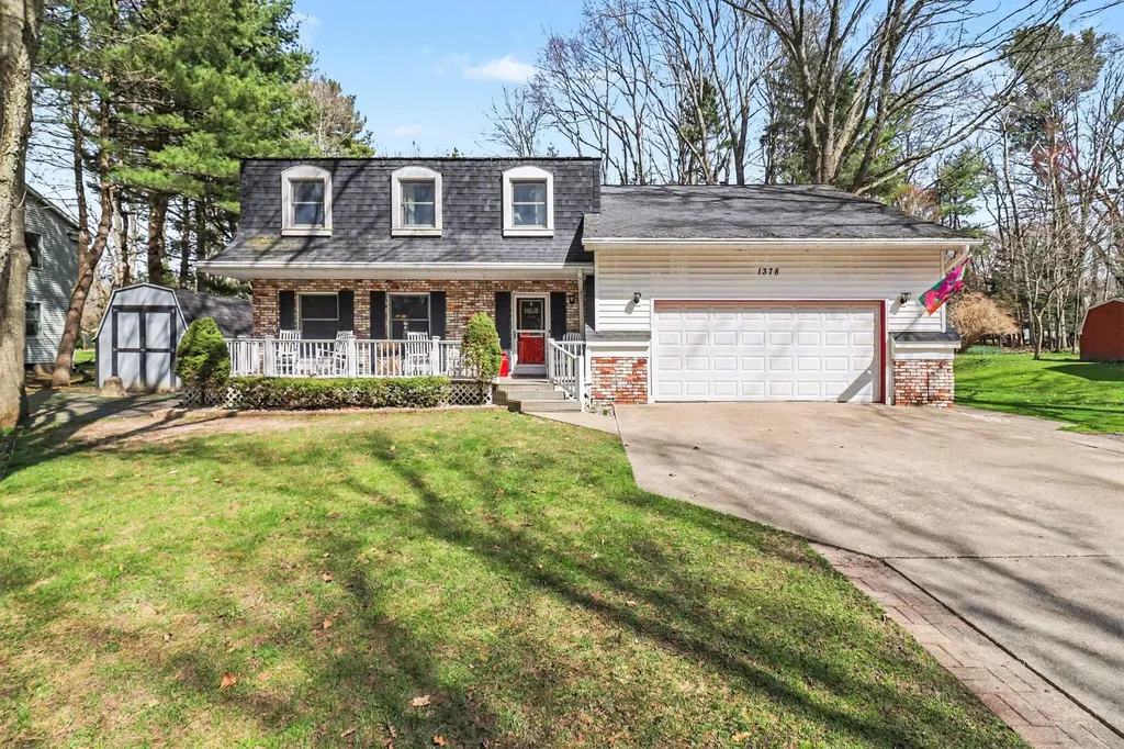 1378 N Lendale Street Pere Marquette Charter Township MI 49431