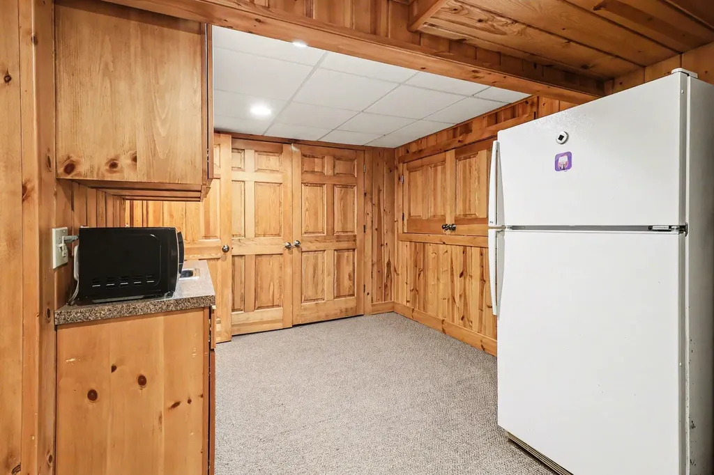 1378 N Lendale Street Pere Marquette Charter Township MI 49431
