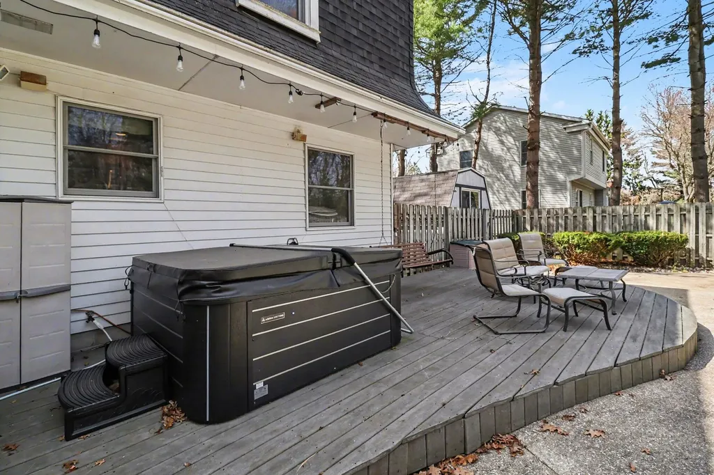1378 N Lendale Street Pere Marquette Charter Township MI 49431