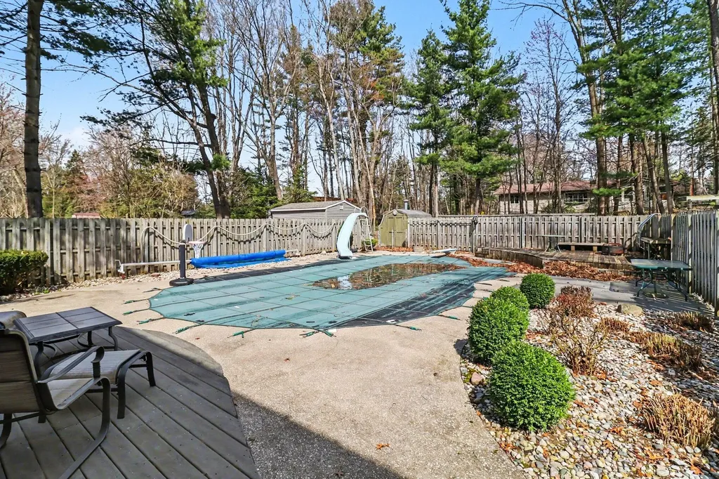 1378 N Lendale Street Pere Marquette Charter Township MI 49431