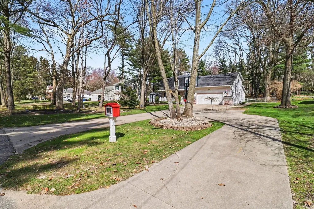 1378 N Lendale Street Pere Marquette Charter Township MI 49431