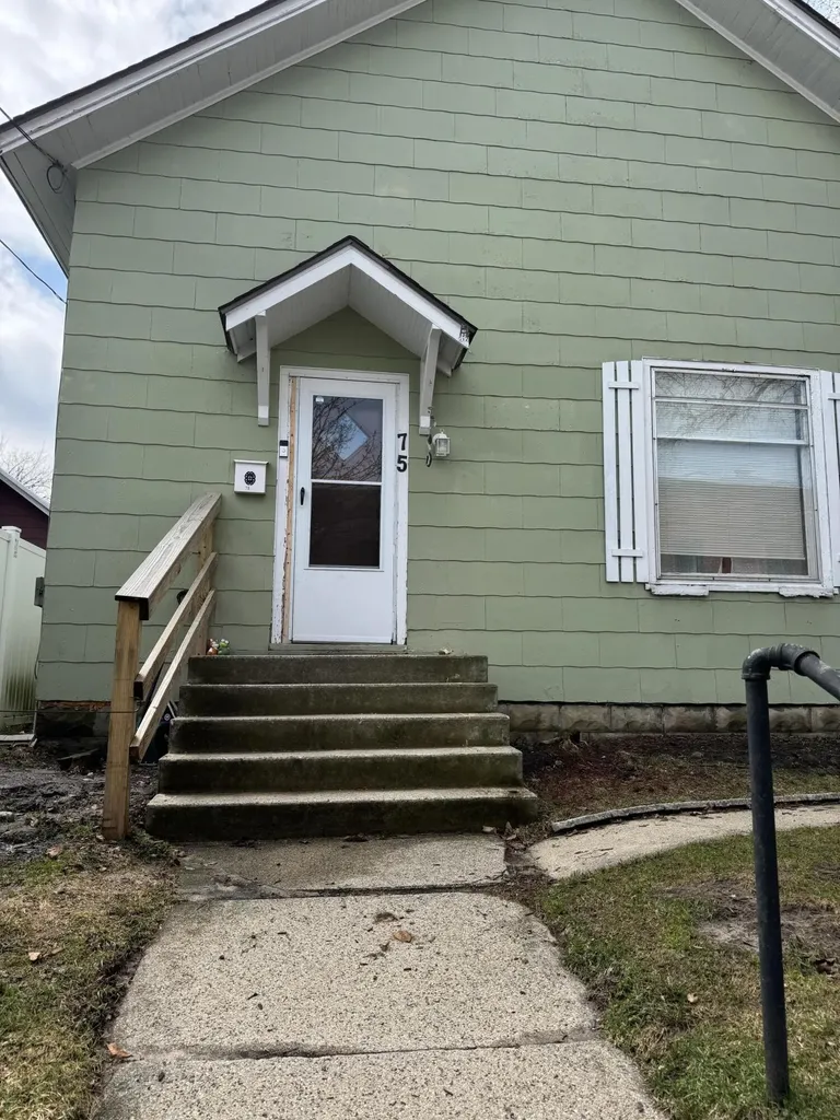 75 Filer Street Manistee City MI 49660