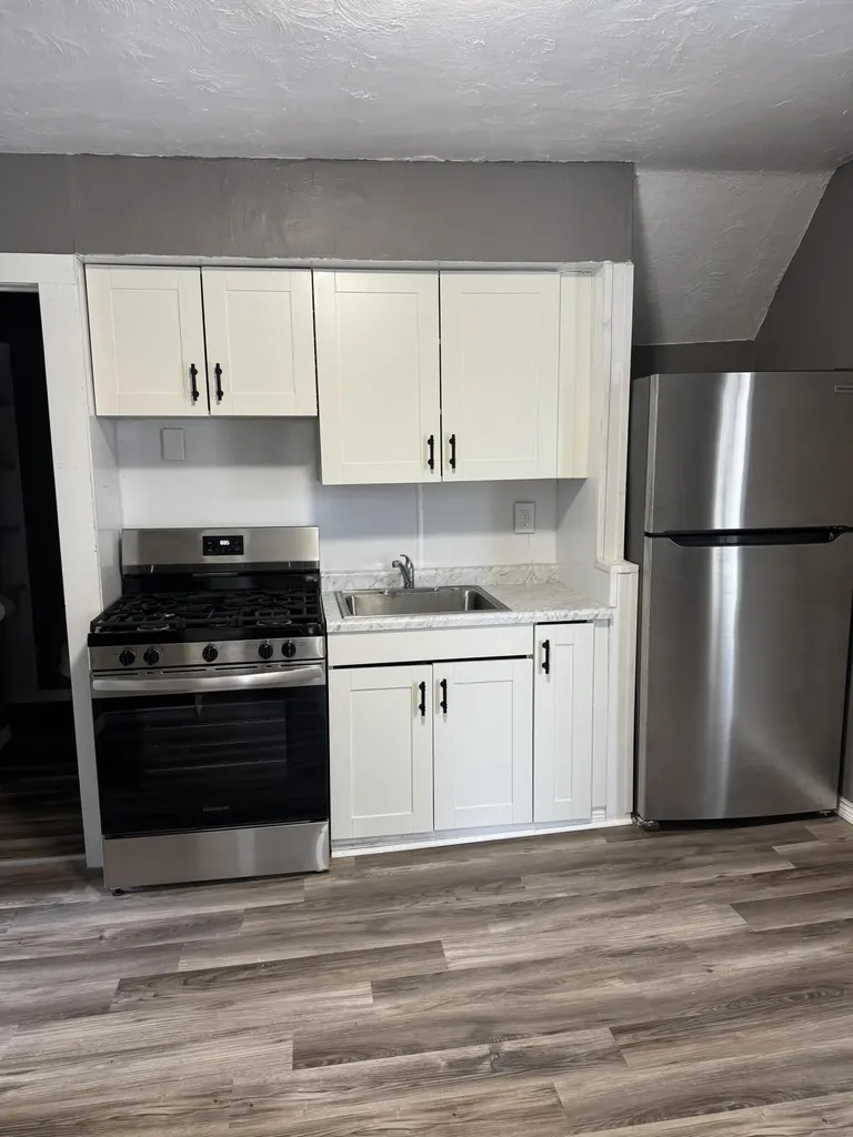 264 6th Avenue Manistee City MI 49660