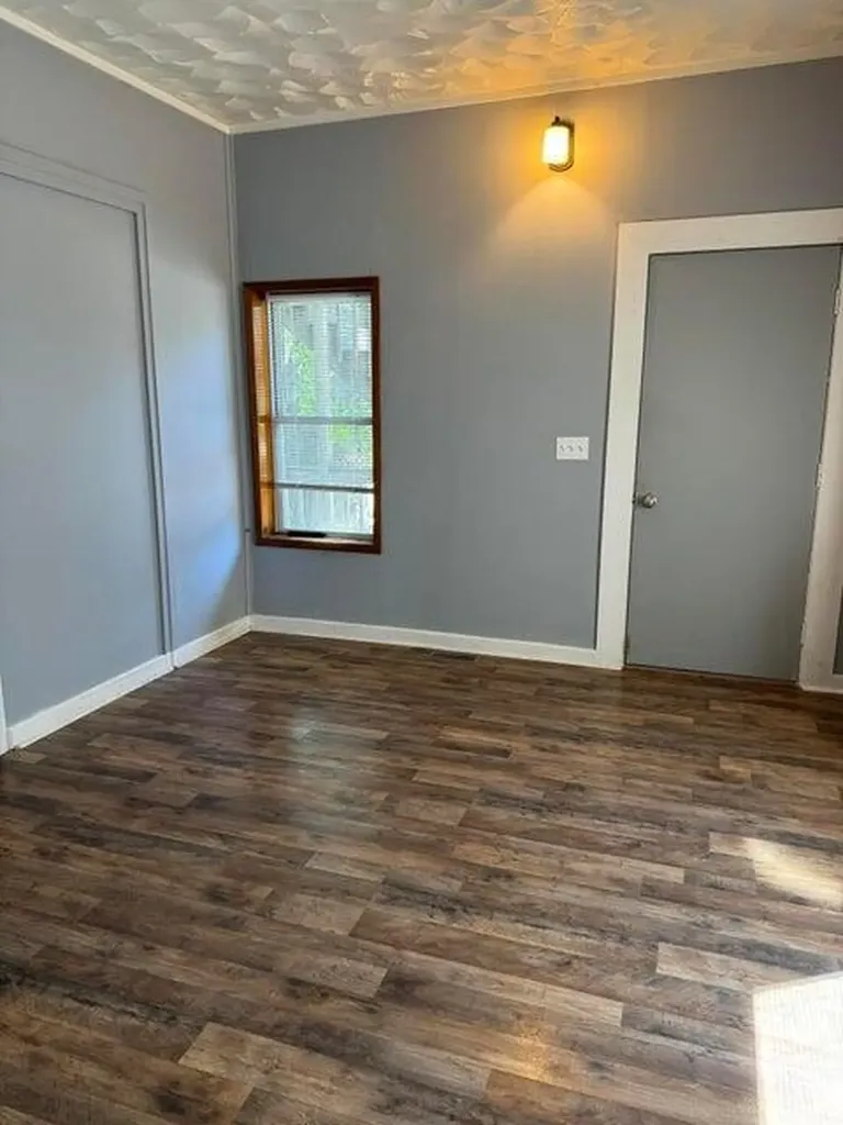 264 6th Avenue Manistee City MI 49660