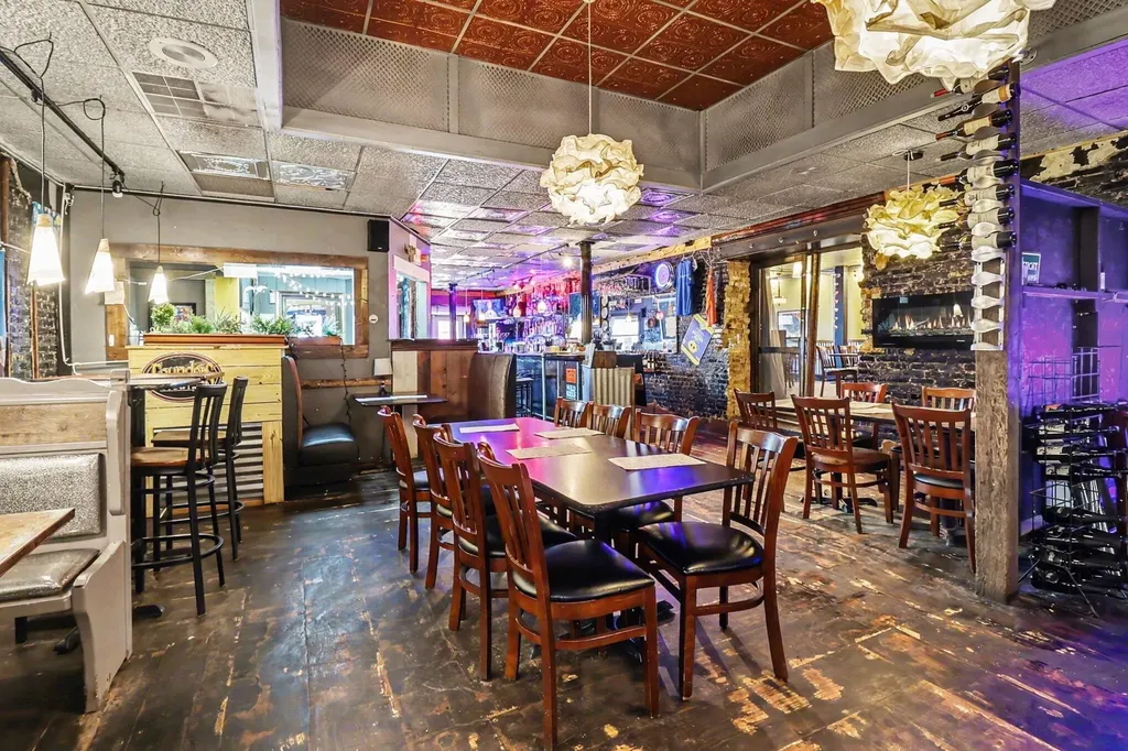 121 & 125 S James Street Ludington City MI 49431