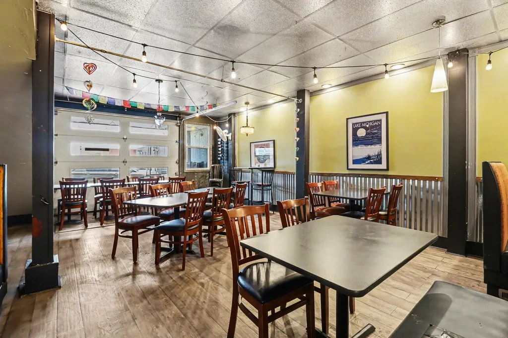 121 & 125 S James Street Ludington City MI 49431