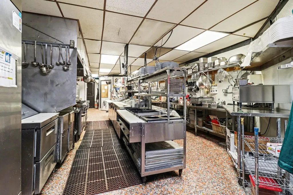 121 & 125 S James Street Ludington City MI 49431