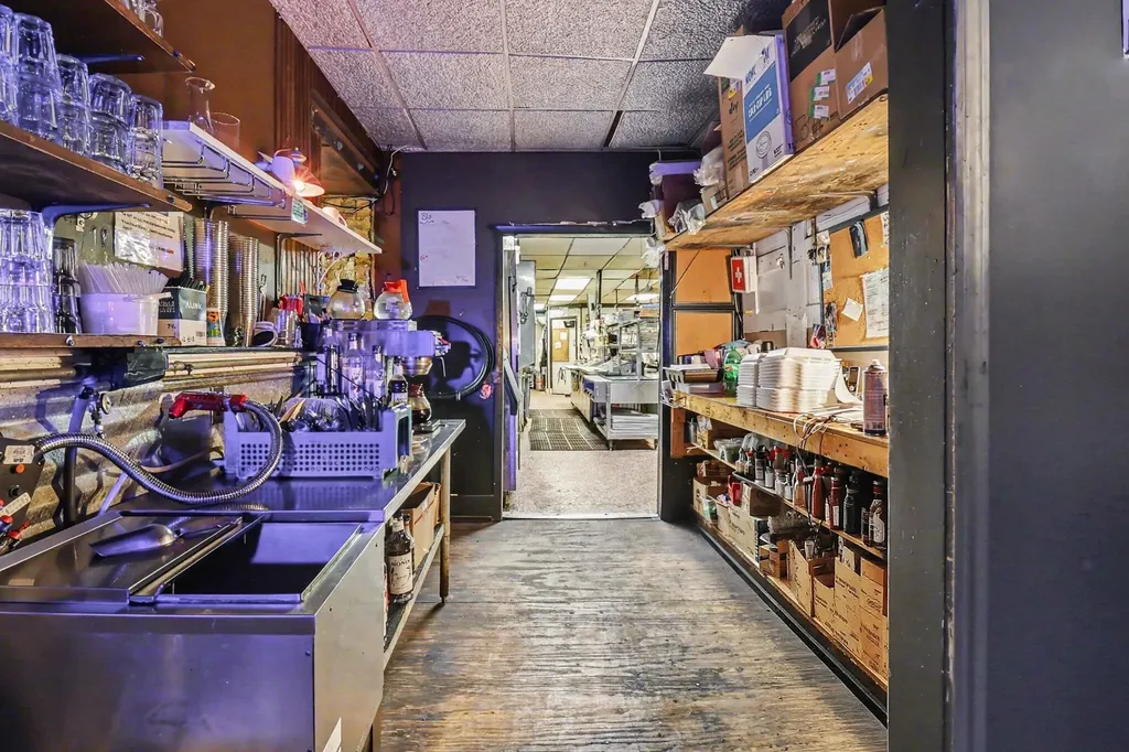 121 & 125 S James Street Ludington City MI 49431