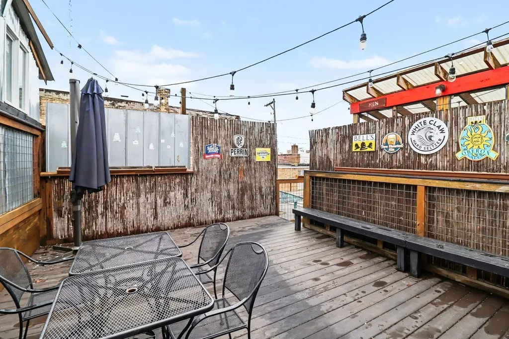 121 & 125 S James Street Ludington City MI 49431