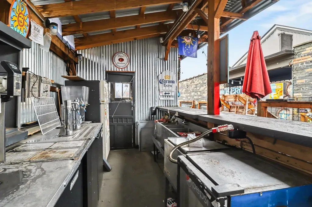 121 & 125 S James Street Ludington City MI 49431