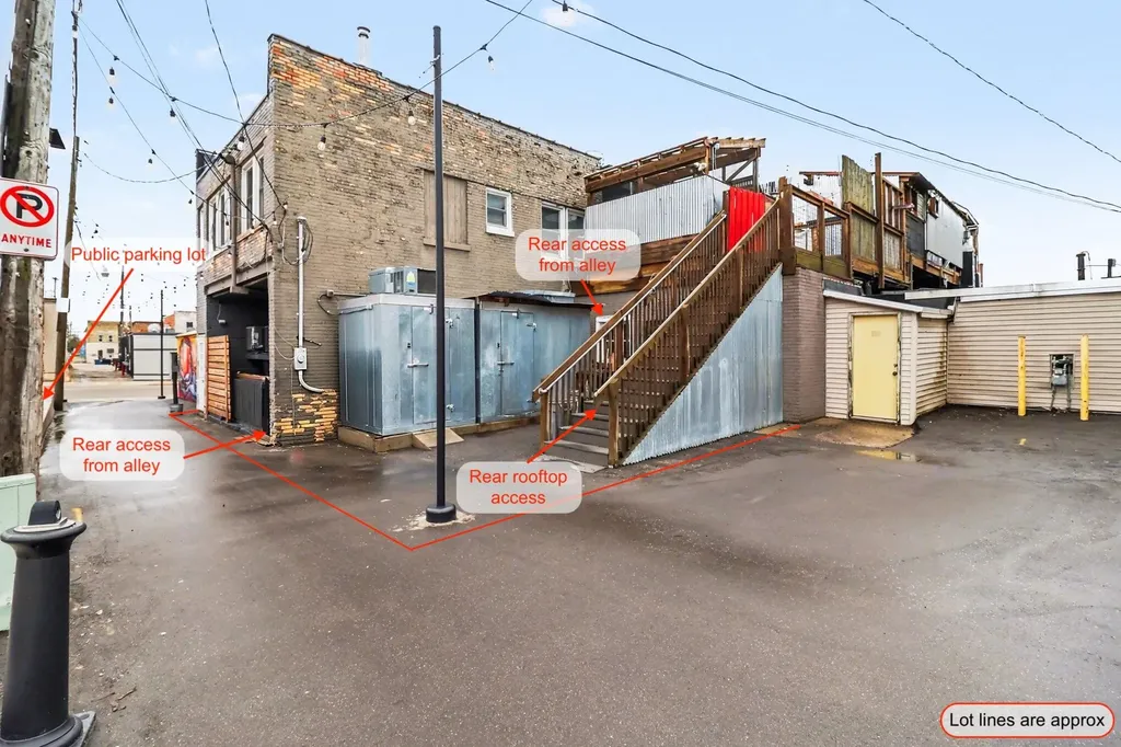 121 & 125 S James Street Ludington City MI 49431