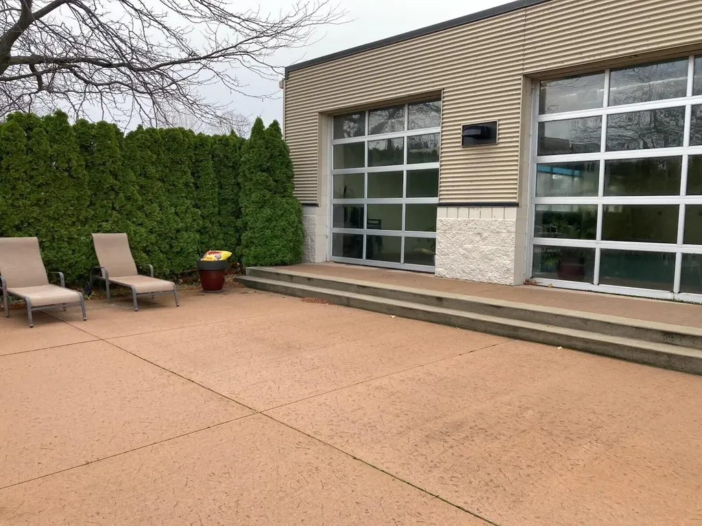 105 W Danaher Street Ludington City MI 49431