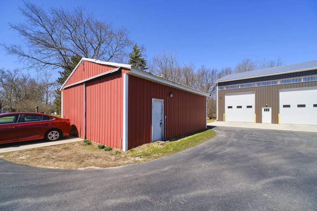 480 E Parkdale Avenue Manistee Township MI 49660