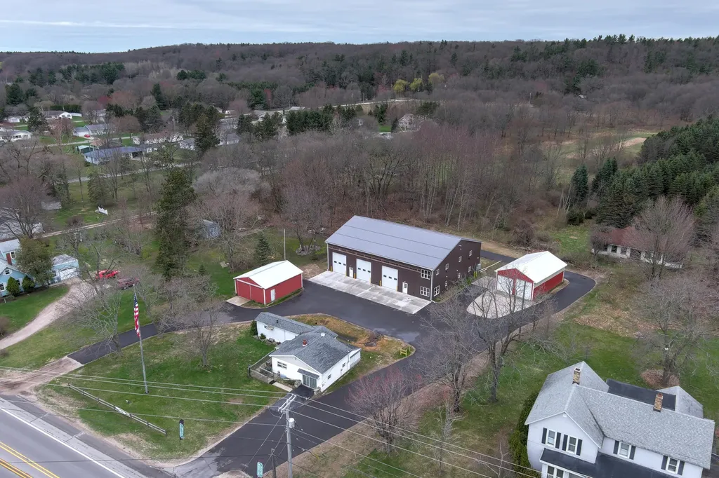 480 E Parkdale Avenue Manistee Township MI 49660