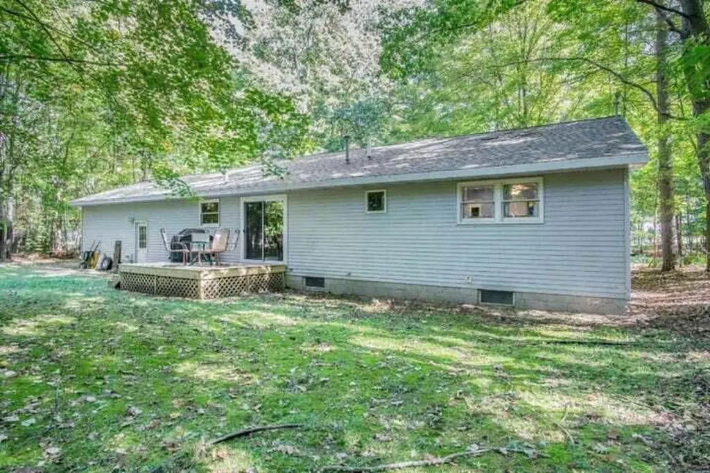 5771 Wintergreen Road Pentwater Township MI 49449