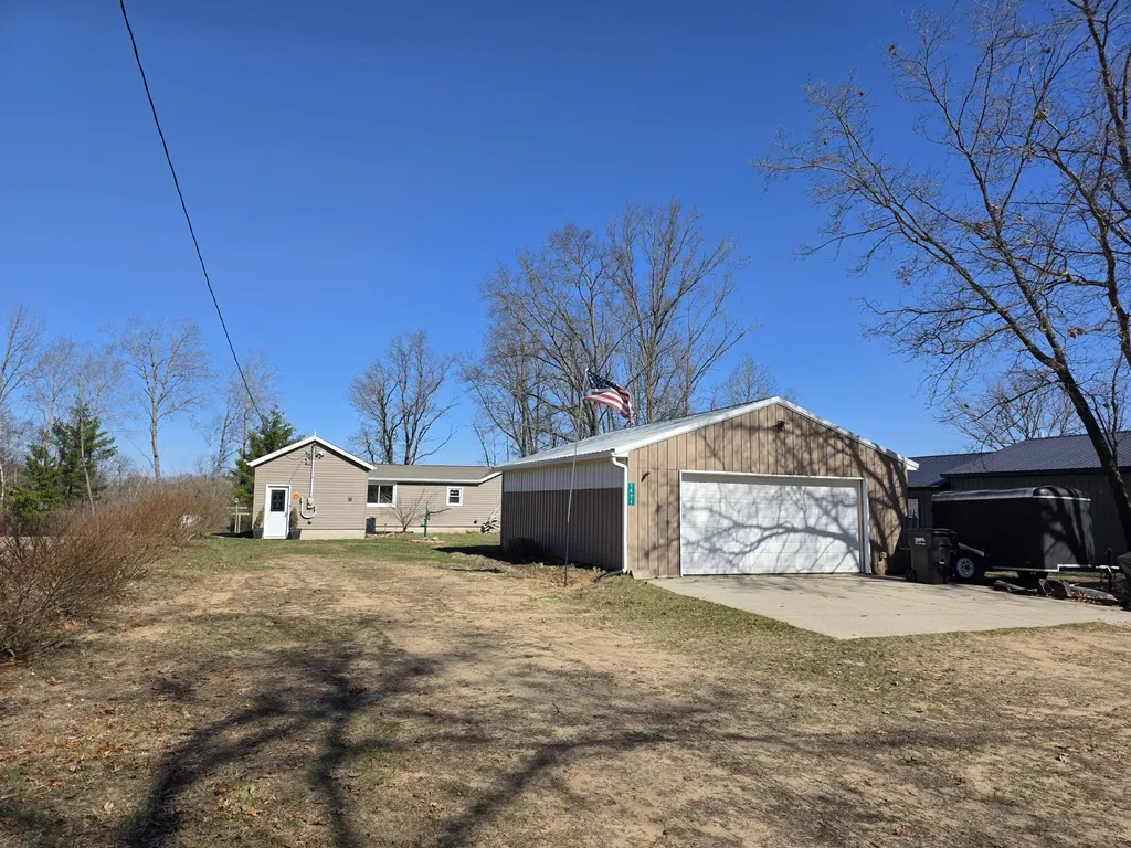 1471 E Beechwood Lane Everett Township MI 49349