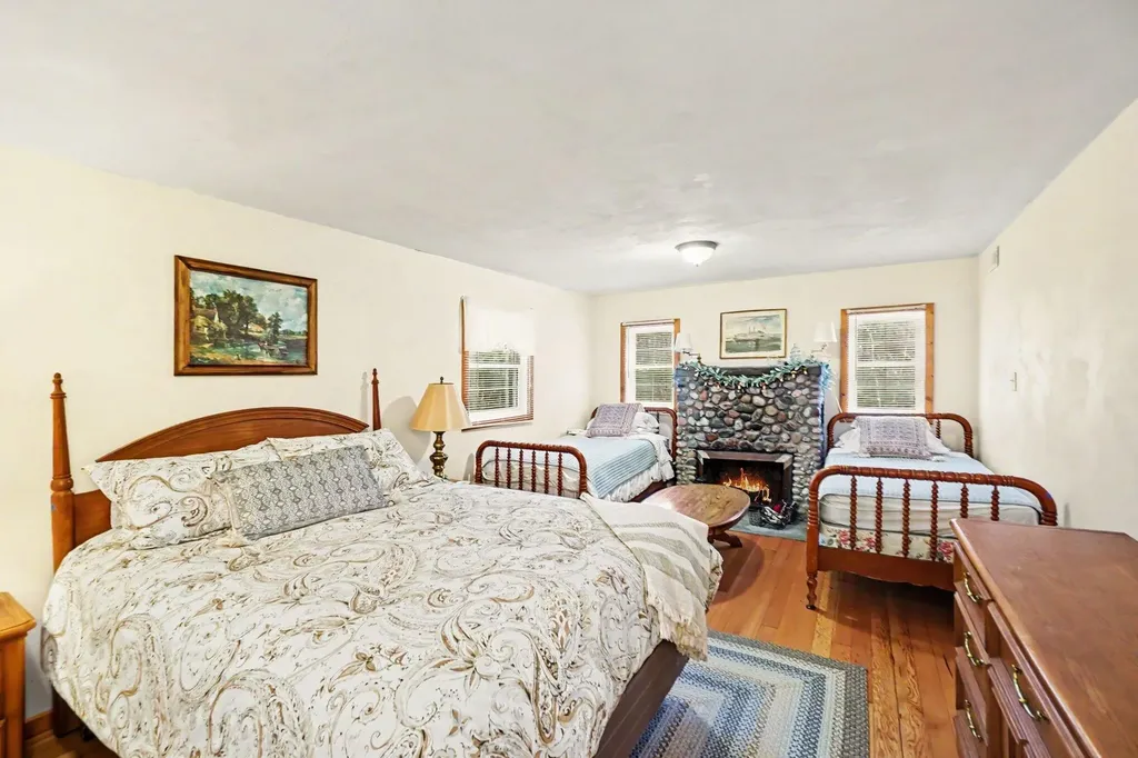 674 N Michigan Avenue Norman Township MI 49689