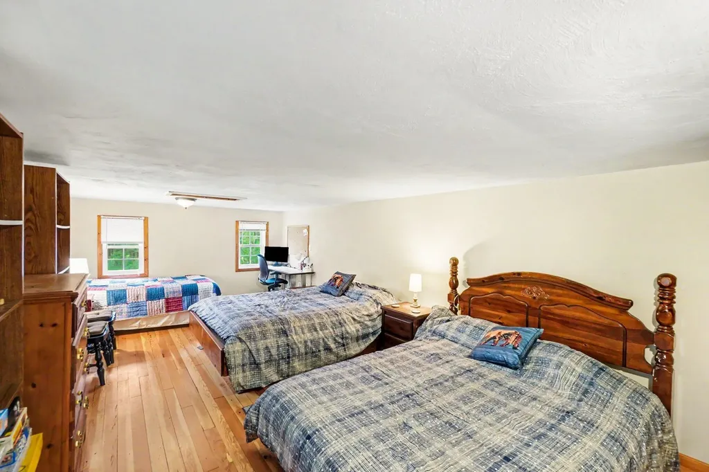 674 N Michigan Avenue Norman Township MI 49689