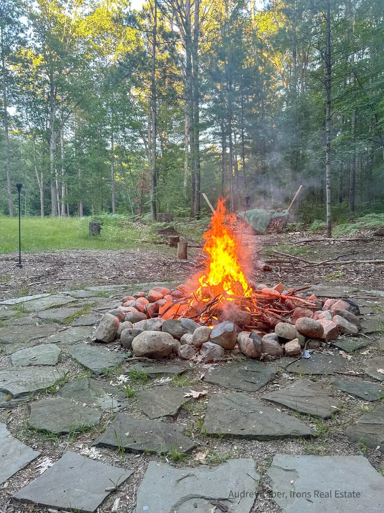 674 N Michigan Avenue Norman Township MI 49689