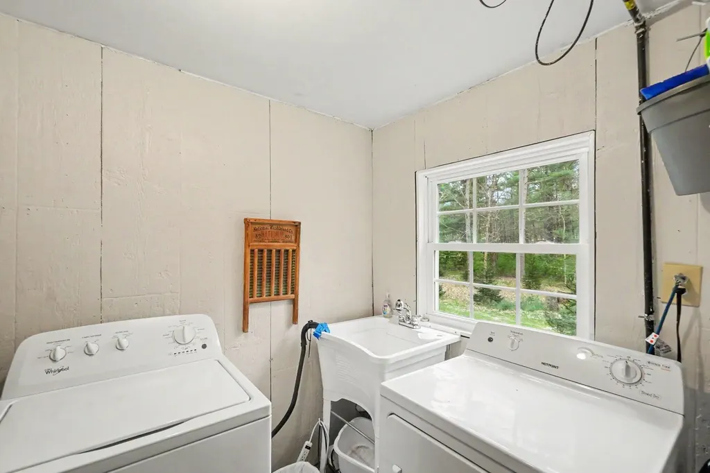 674 N Michigan Avenue Norman Township MI 49689