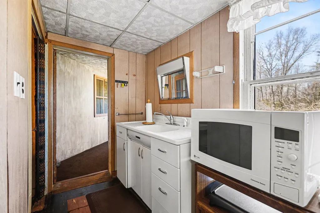10553 Us-31 Grant Township MI 49411