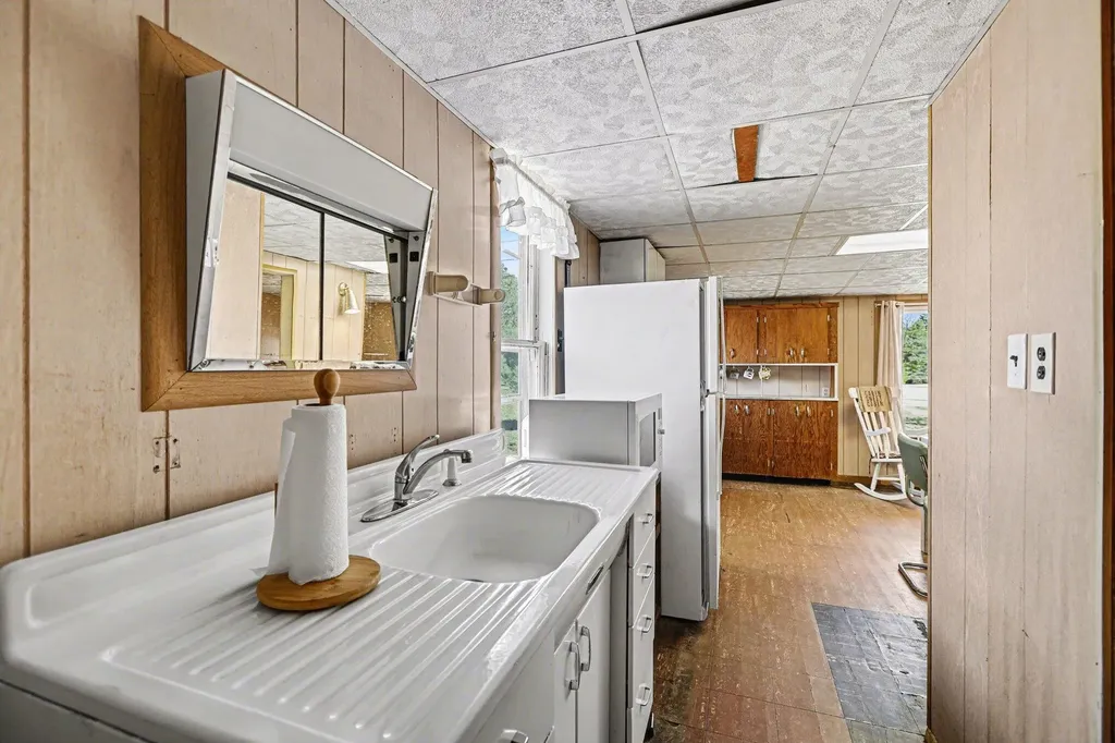 10553 Us-31 Grant Township MI 49411