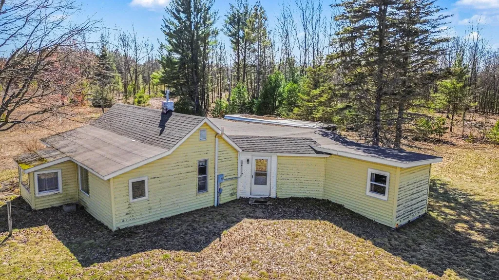 10553 Us-31 Grant Township MI 49411
