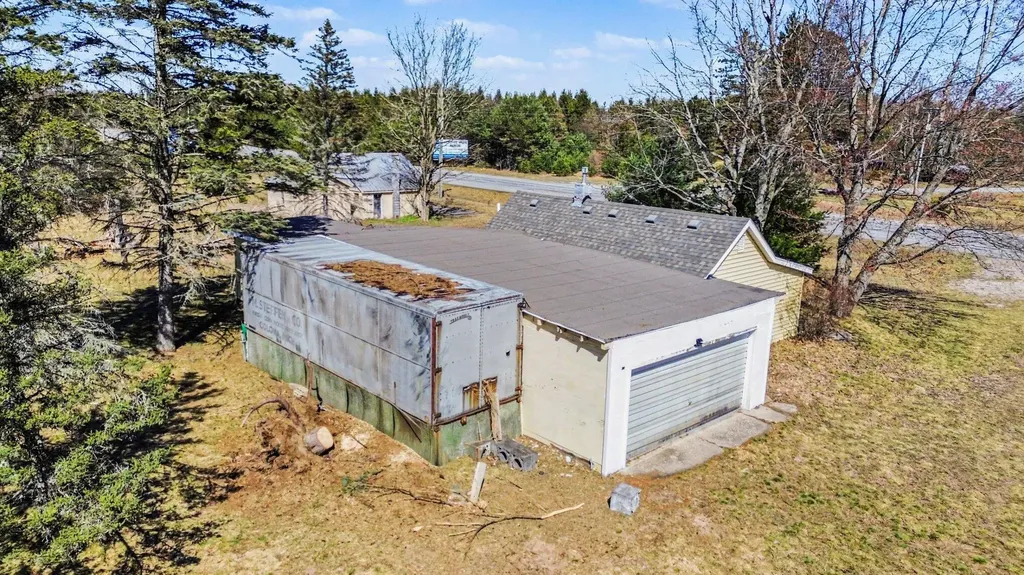 10553 Us-31 Grant Township MI 49411