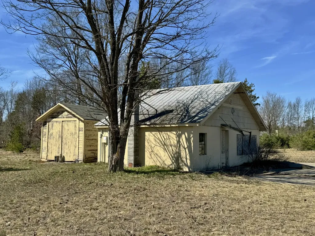 10553 Us-31 Grant Township MI 49411