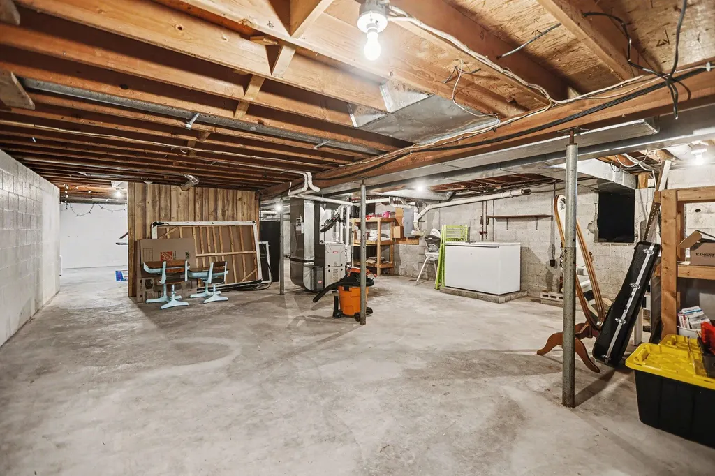 4786 Red Apple Road Filer Charter Township MI 49660