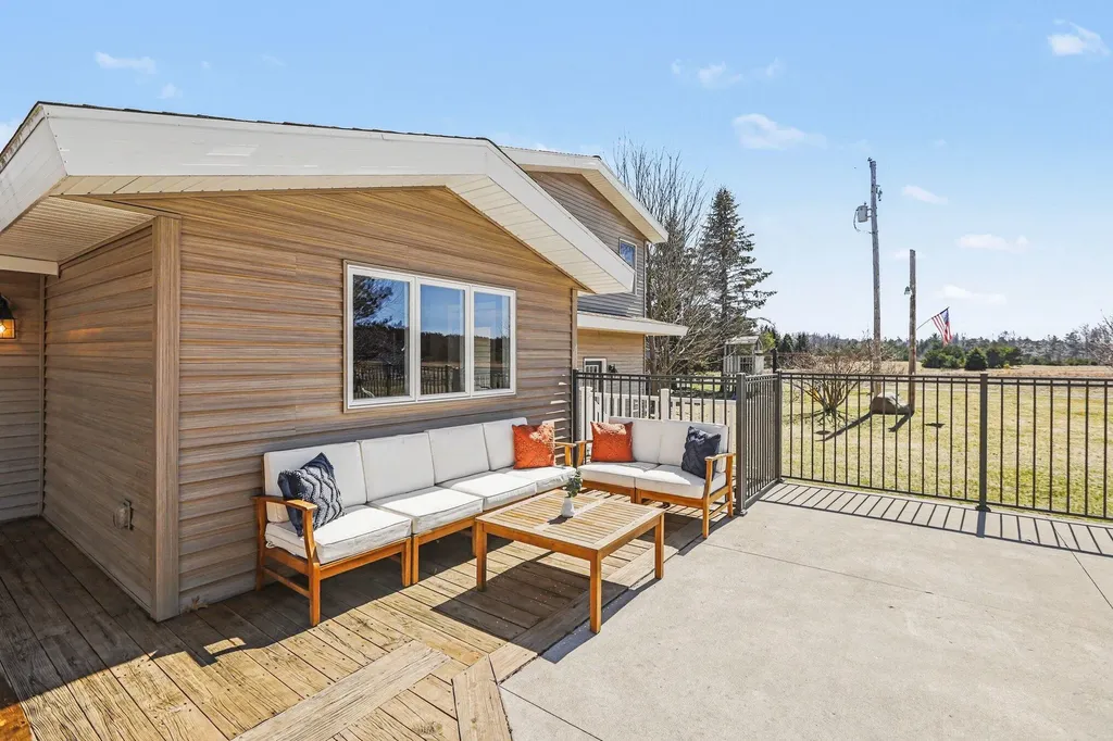 4786 Red Apple Road Filer Charter Township MI 49660