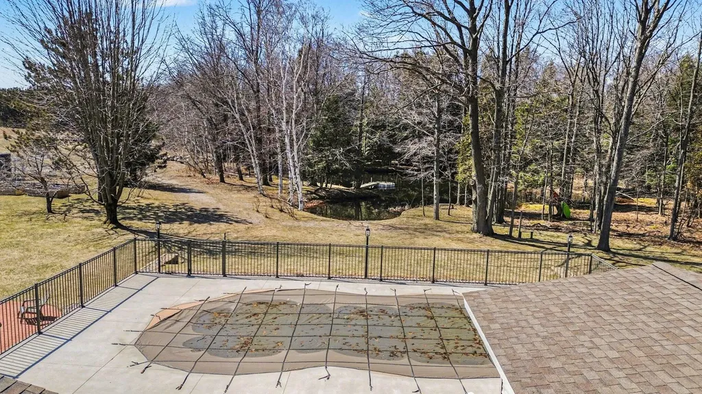 4786 Red Apple Road Filer Charter Township MI 49660