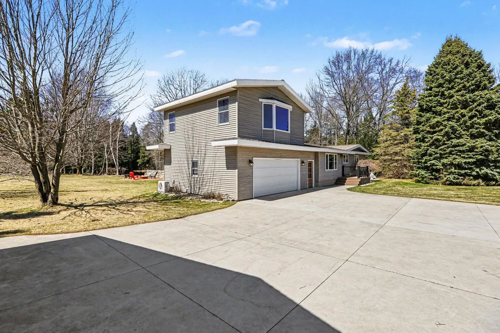 4786 Red Apple Road Filer Charter Township MI 49660