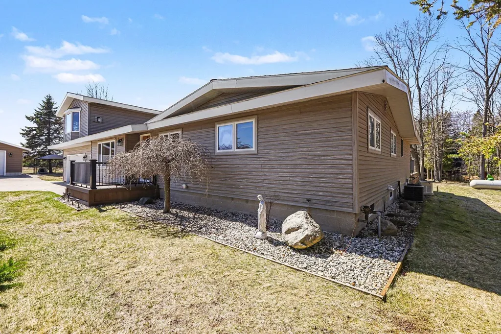 4786 Red Apple Road Filer Charter Township MI 49660