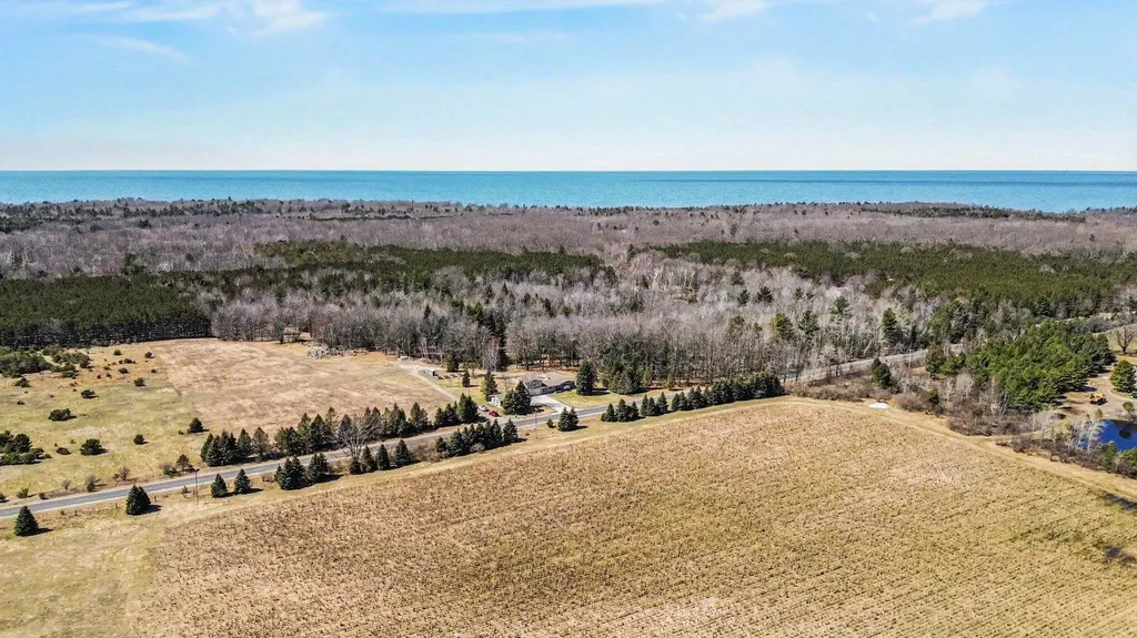 4786 Red Apple Road Filer Charter Township MI 49660