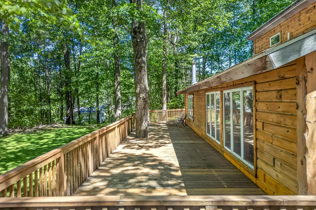 9531 W Silver Lake Road Golden Township MI 49436