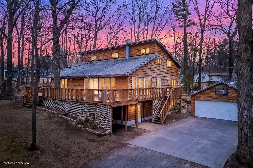 9531 W Silver Lake Road Golden Township MI 49436