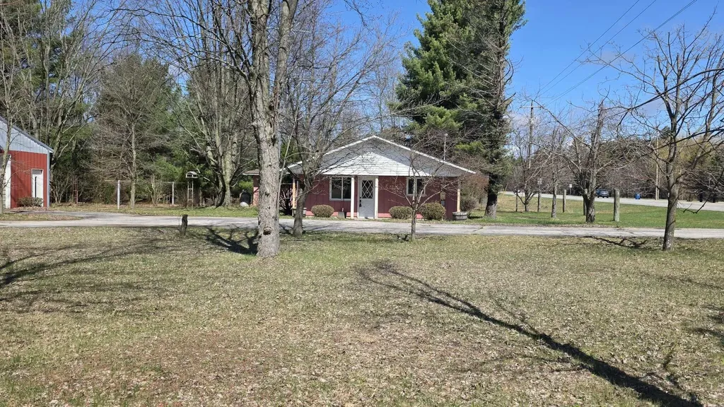 9945 Us-31 Grant Township MI 49411