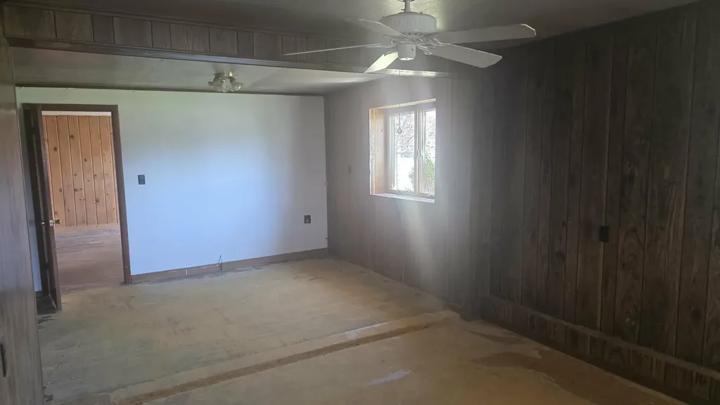 9945 Us-31 Grant Township MI 49411