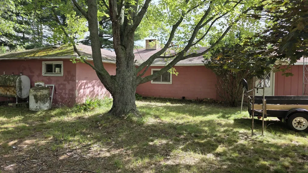 9945 Us-31 Grant Township MI 49411
