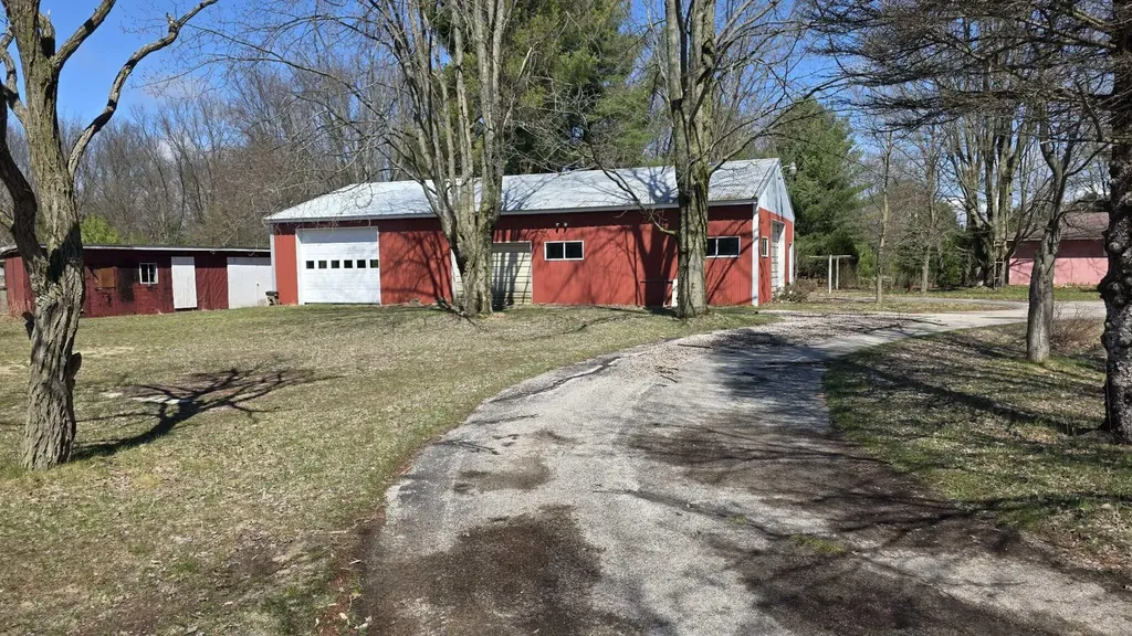 9945 Us-31 Grant Township MI 49411
